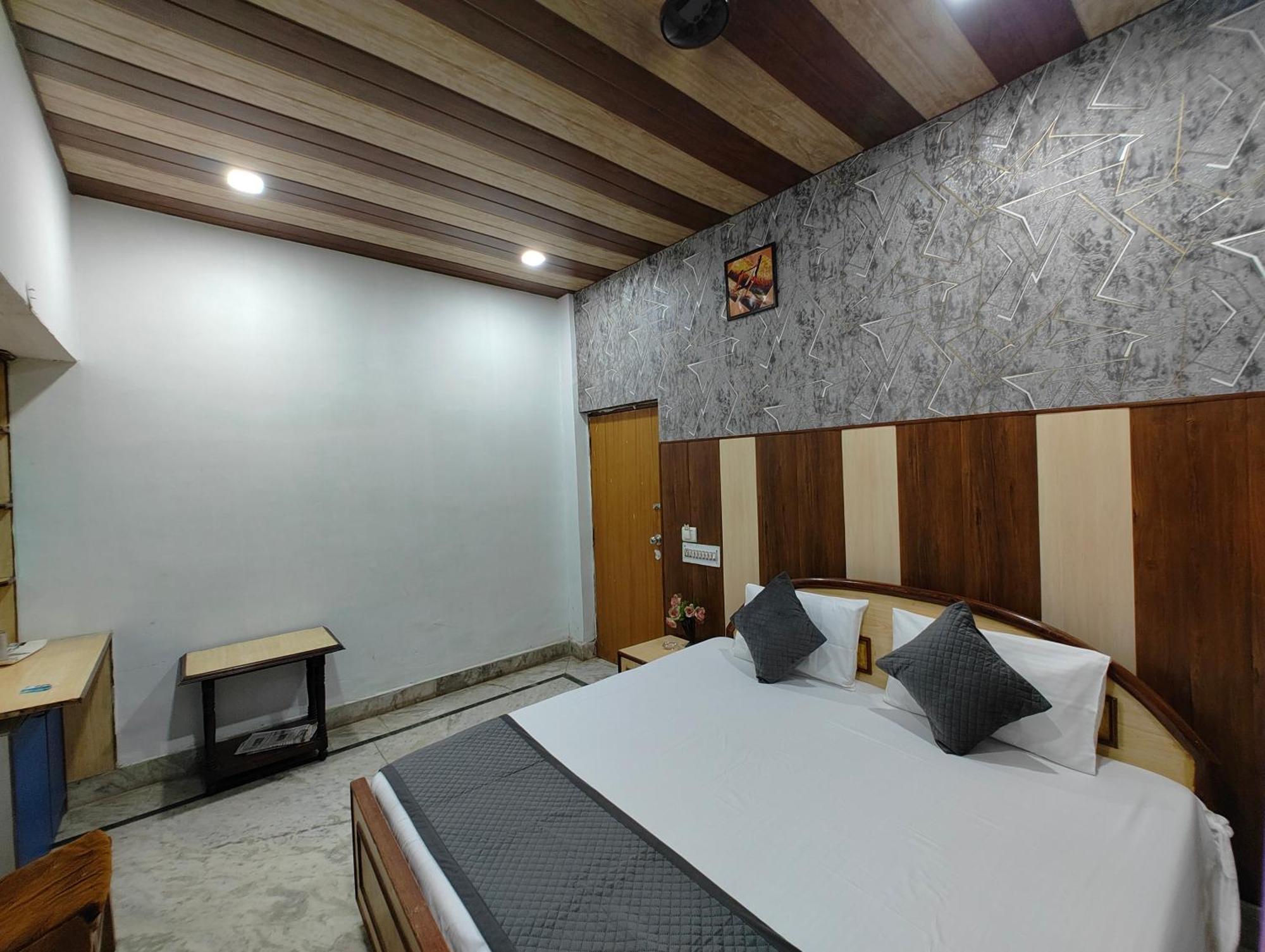 Hotel Swarajya Palace Agra  Eksteriør bilde